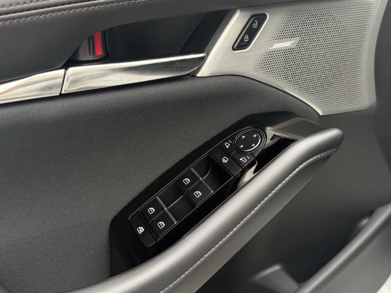 mazda - Visuel 1