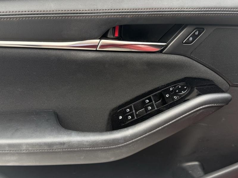 mazda - Visuel 16