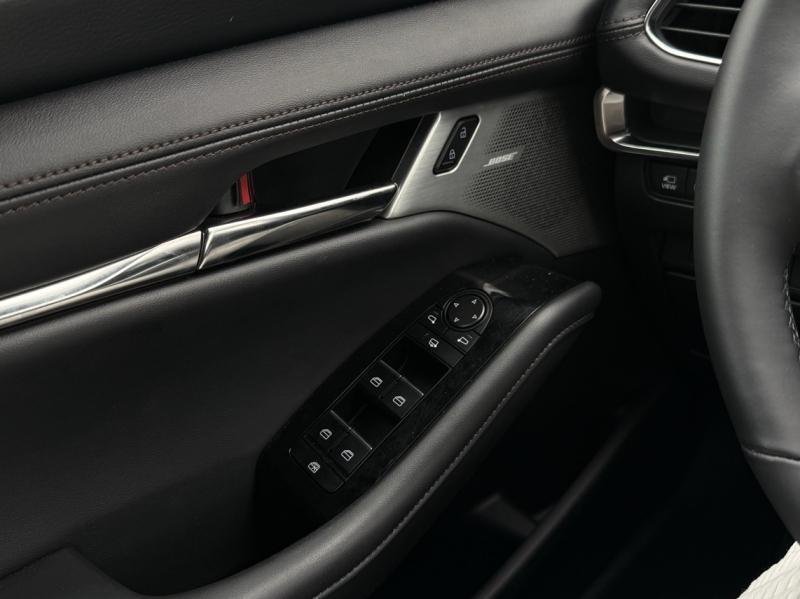 mazda - Visuel 15