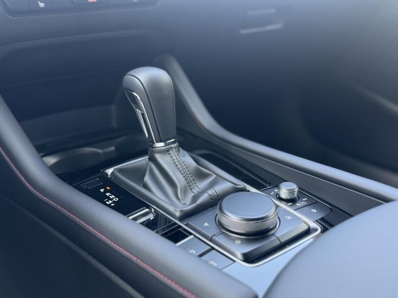 mazda - Visuel 12